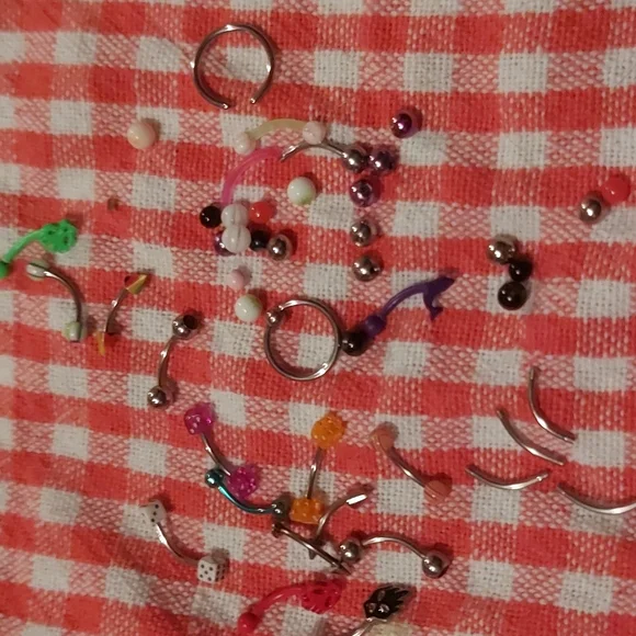 Misc Eyebrow Jewlery Lot - Picture 1 of 4